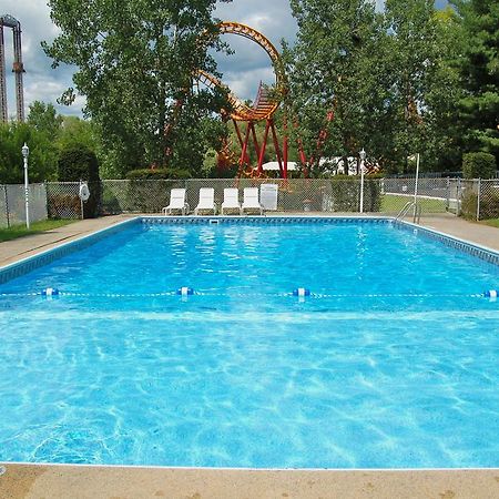 Wakita Court Motel Queensbury Bagian luar foto